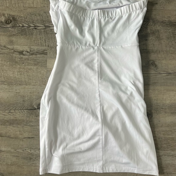 White strapless dress - Picture 3 of 3